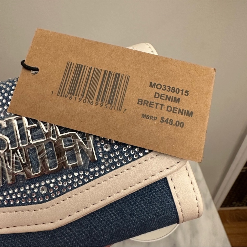 Steve Madden Brett Denim Wallet Wristlet NWT - Picture 3 of 9